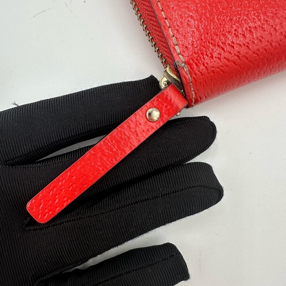 Kate Spade Neda Wellesley  Red Leather Wallet With Vibrant Pink Interior - Picture 3 of 11